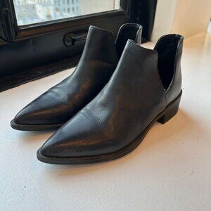 Steve Madden Leather Booties 6.5